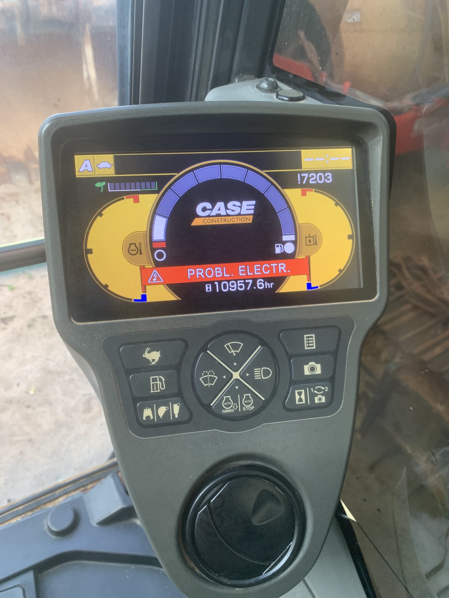 Escavadeira Hidráulica CASE CX220C - Foto 8