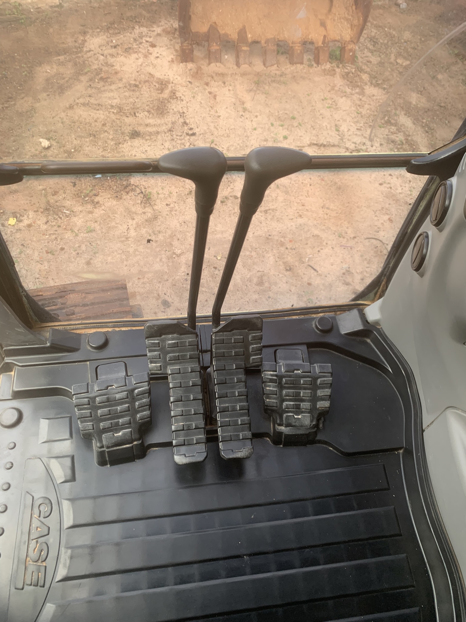 Escavadeira Hidráulica CASE CX220C - Foto 9