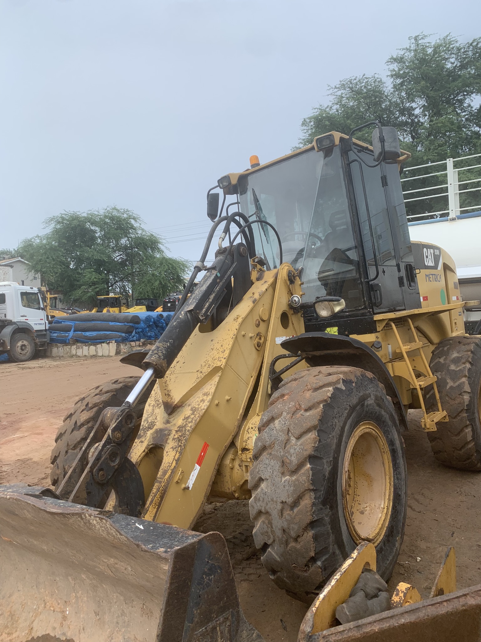 Pá Carregadeira CAT 924H - Foto 3