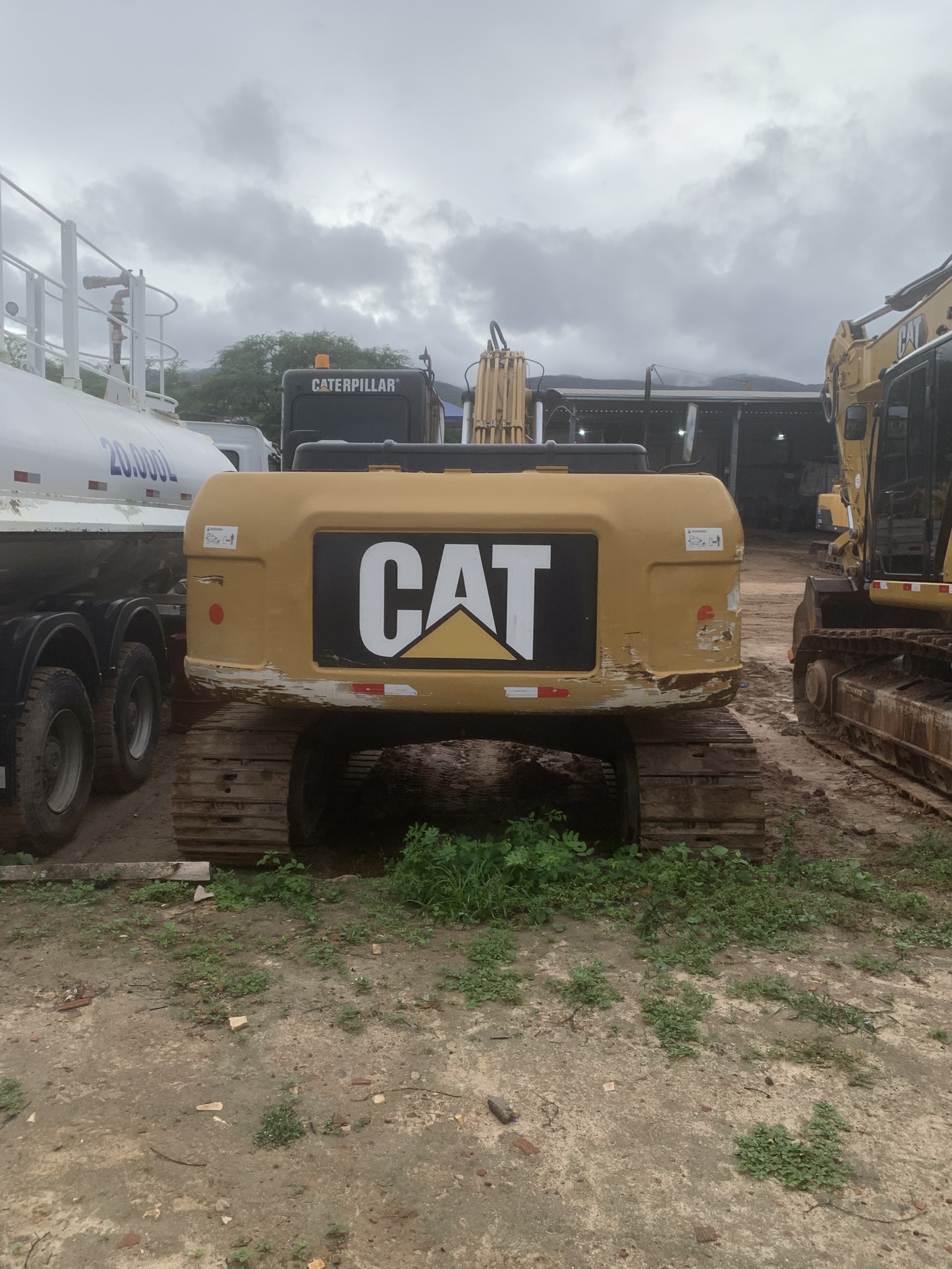 Escavadeira Hidráulica CAT 323 - Foto 8