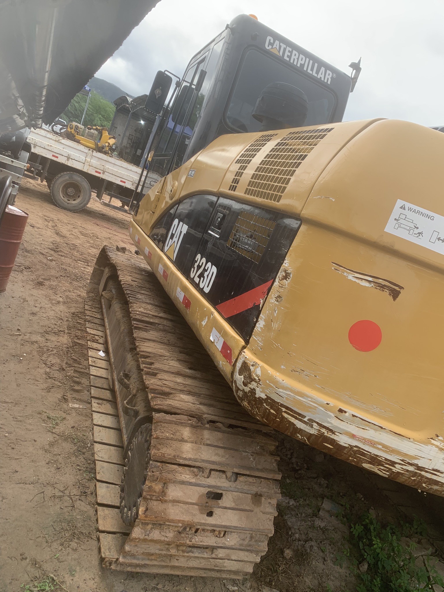Escavadeira Hidráulica CAT 323 - Foto 7