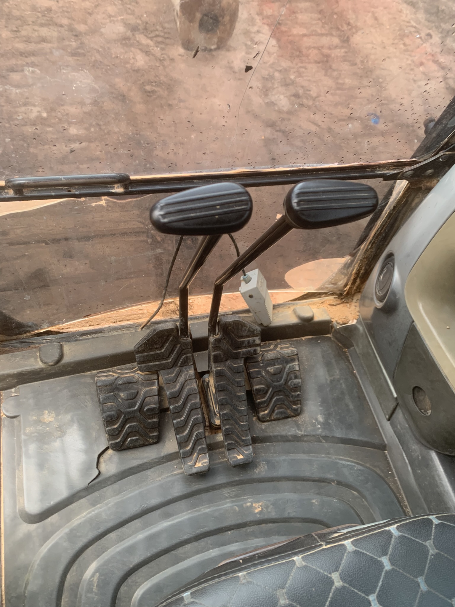 Escavadeira Hidráulica CAT 323 - Foto 3