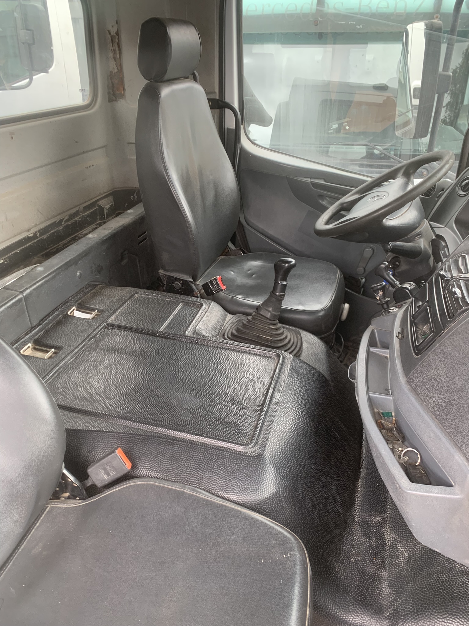 Caminhão Basculante 14m³ - Foto 14