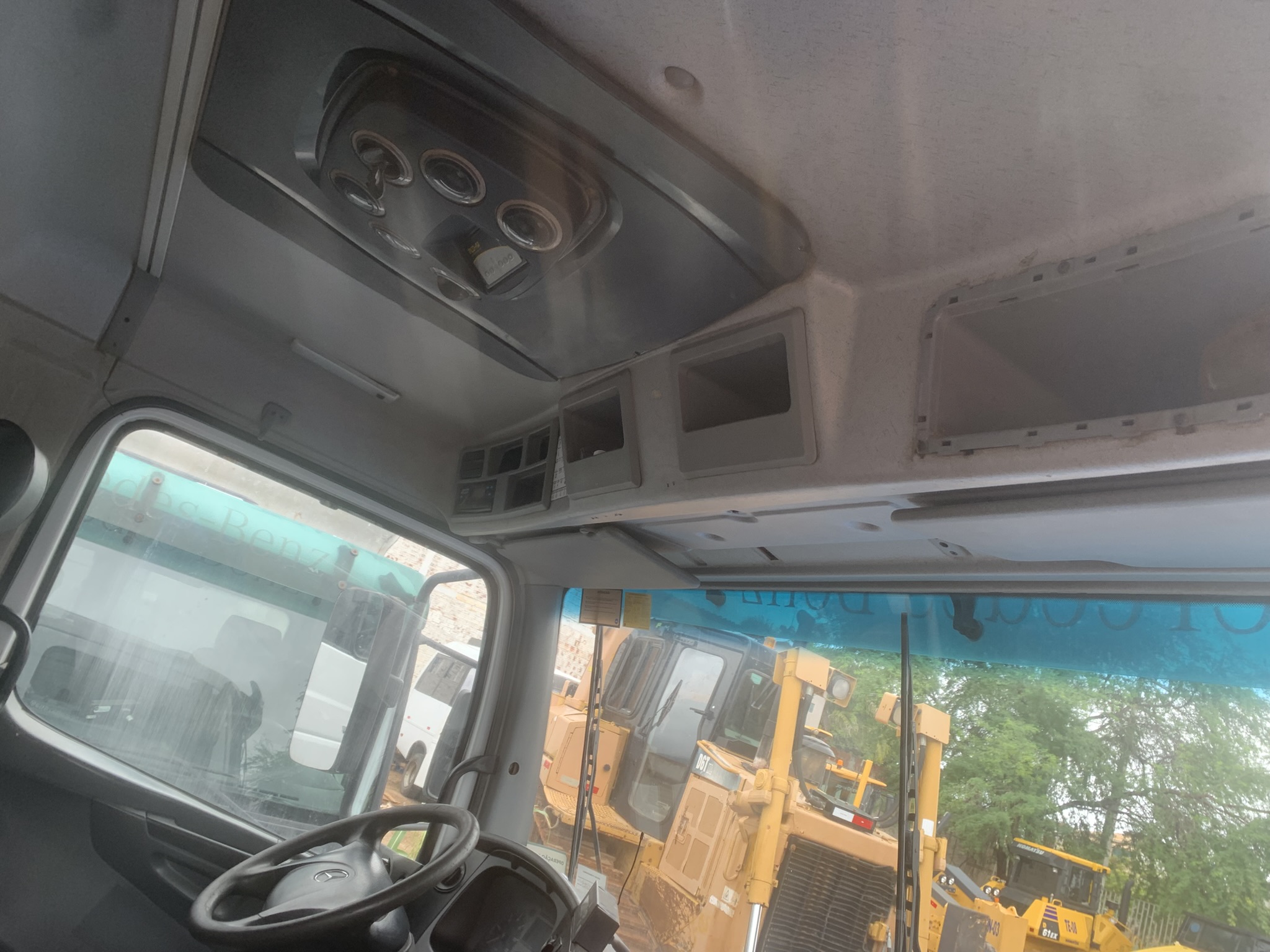 Caminhão Basculante 14m³ - Foto 12