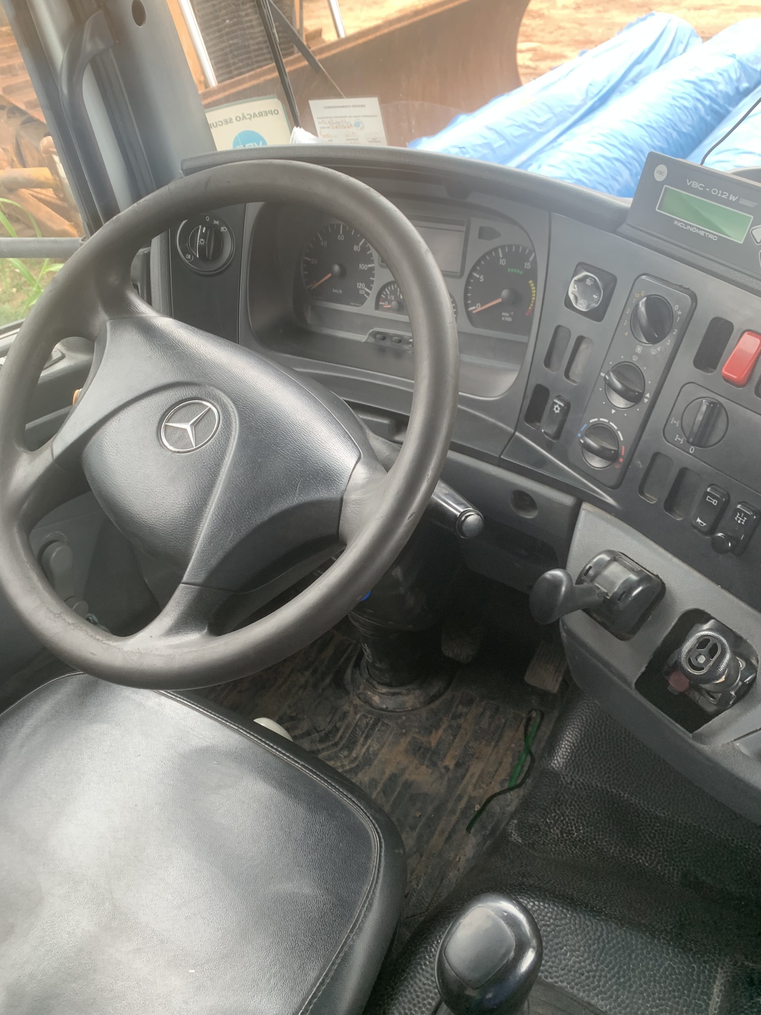 Caminhão Basculante 14m³ - Foto 10