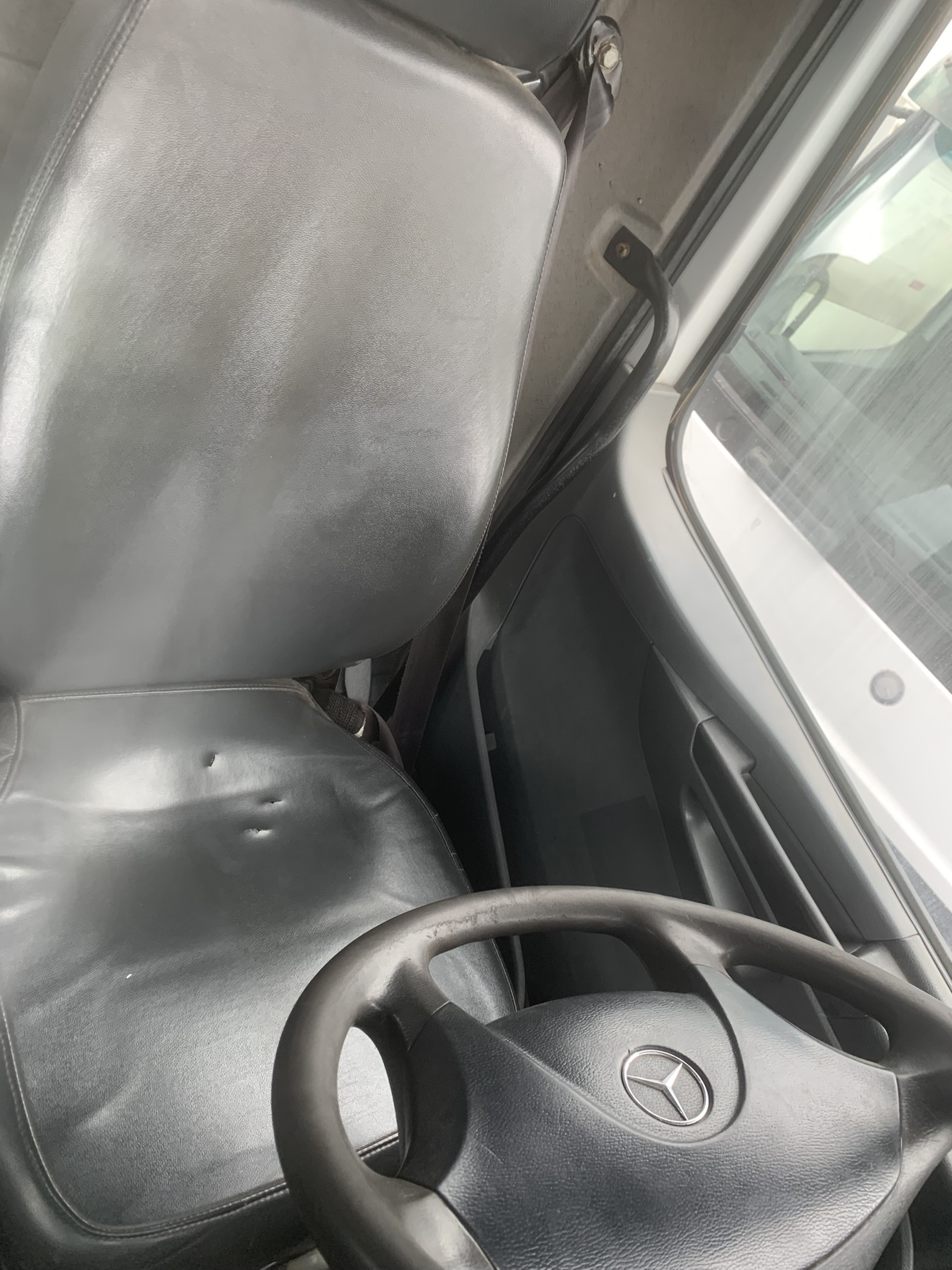 Caminhão Basculante 14m³ - Foto 9