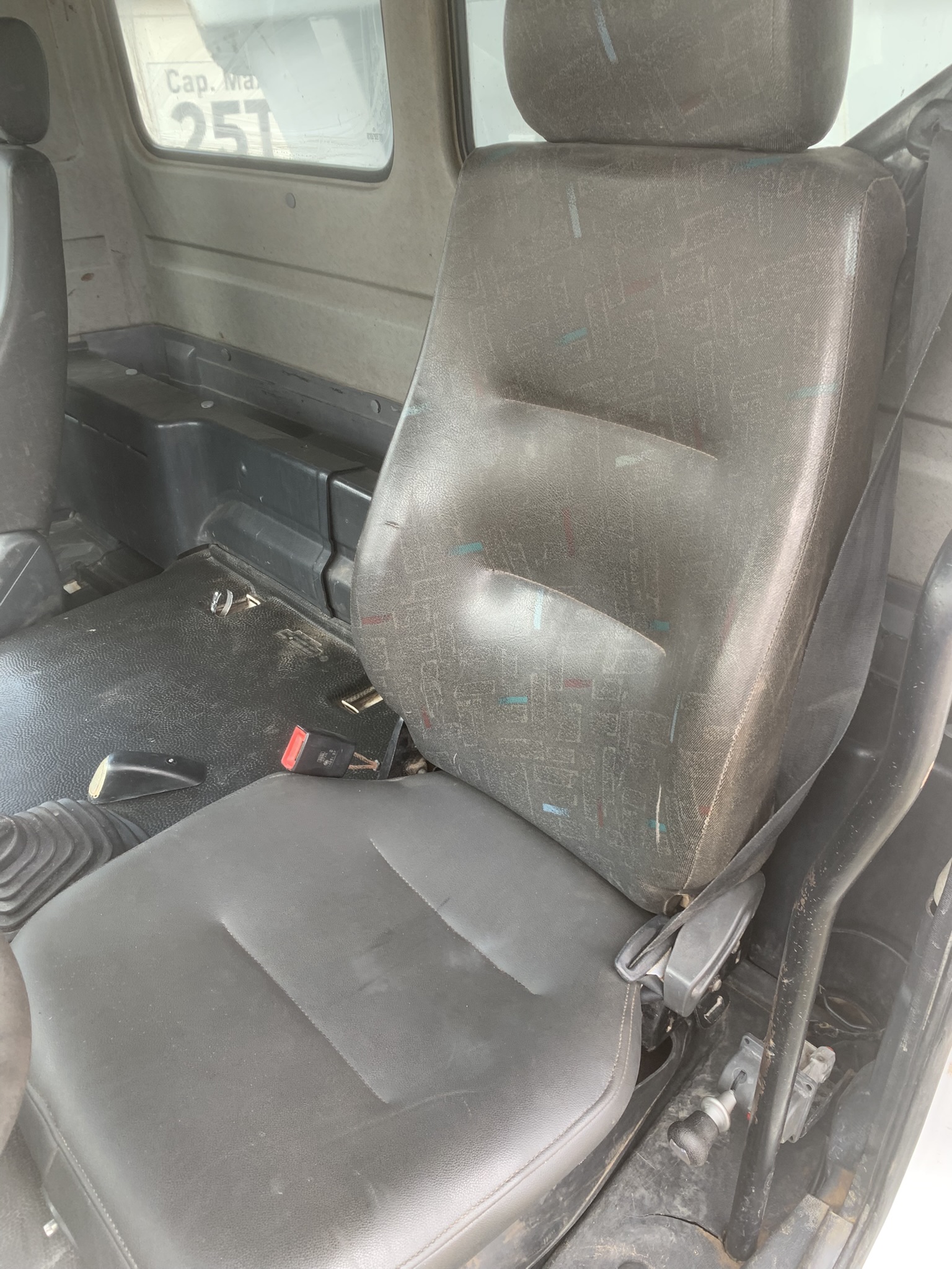 Caminhão Basculante 16m³ - Foto 9