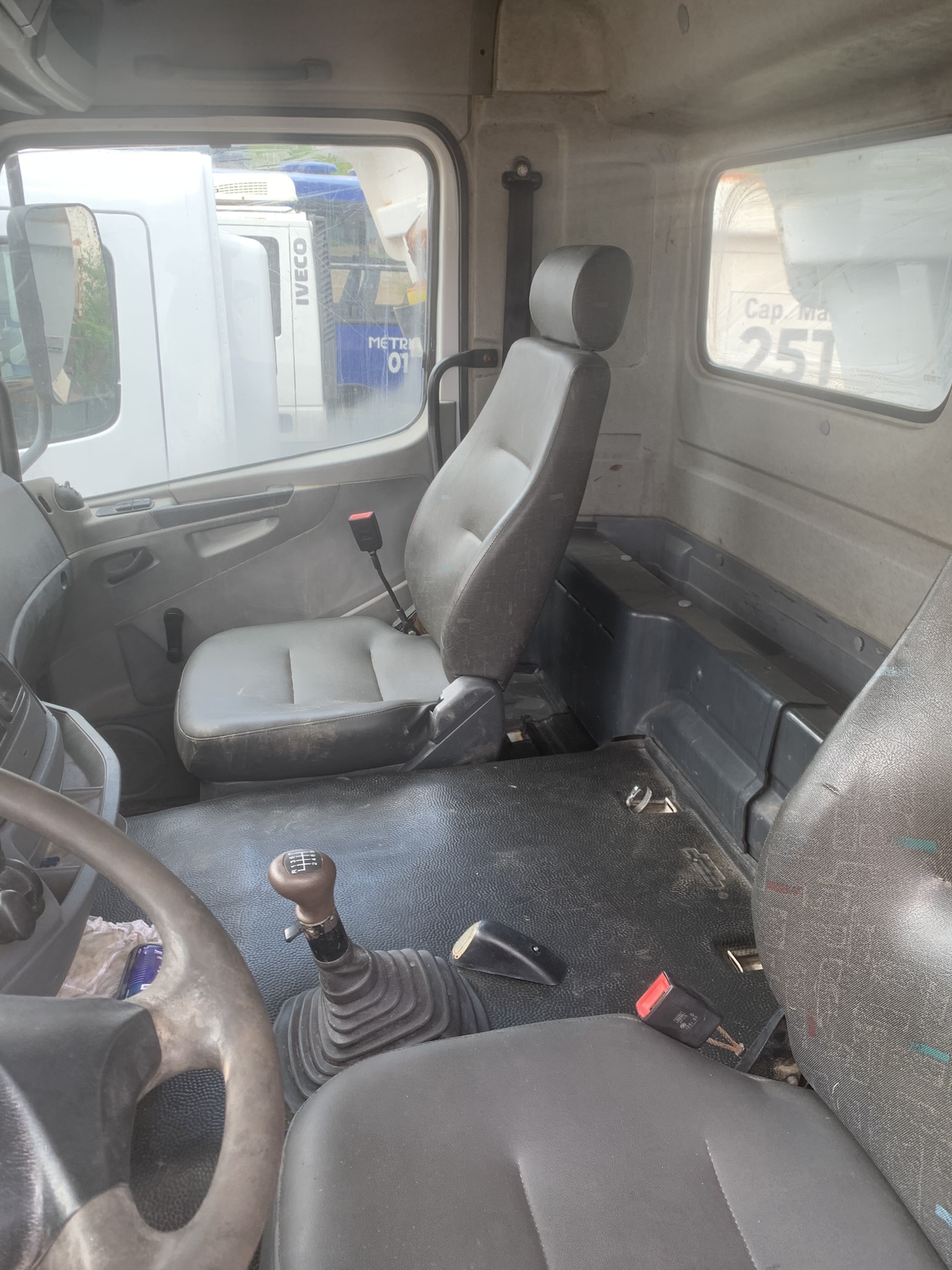 Caminhão Basculante 16m³ - Foto 10